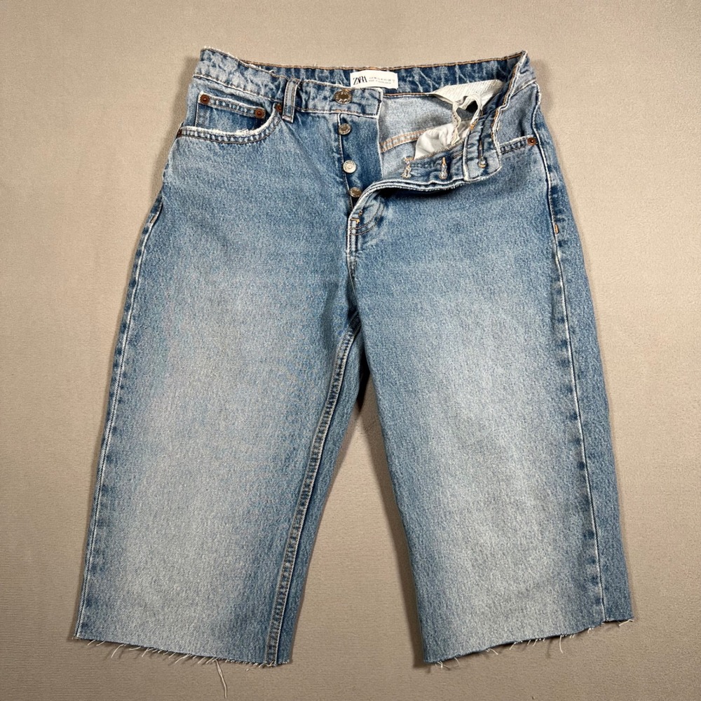 Zara Womens High Rise Cut Off Denim Shorts Light Wash Blue Size 4 Button Fly